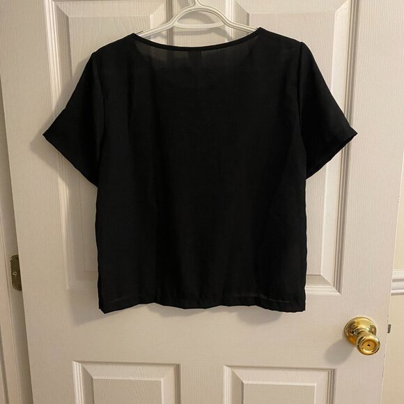 REDBUBBLE Short Sleeve Translucent Top with Image from Anime Yuri on Ice Size S - Picture 6 of 7